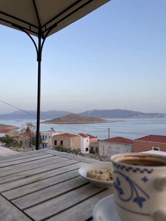Marina Castellana Studios Chalki Town Exterior foto