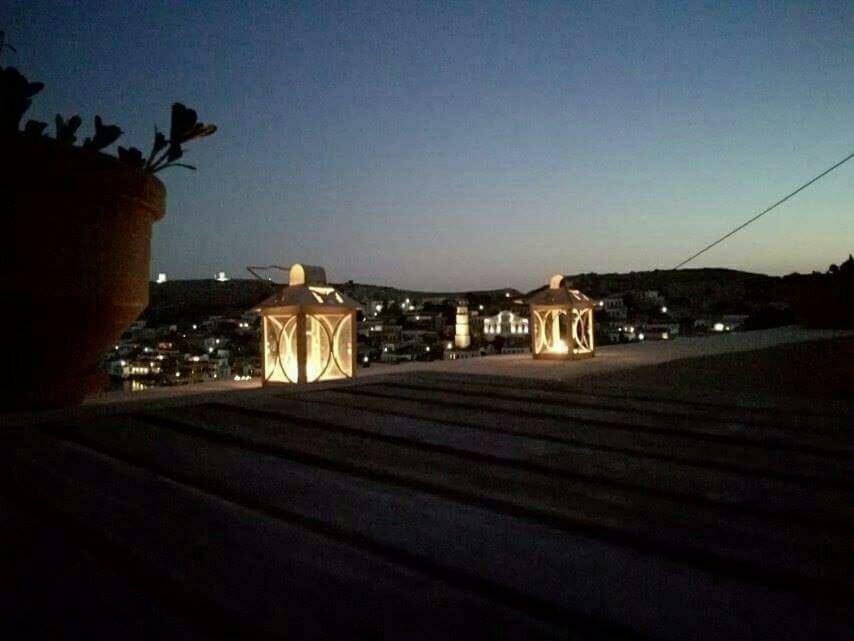 Marina Castellana Studios Chalki Town Exterior foto