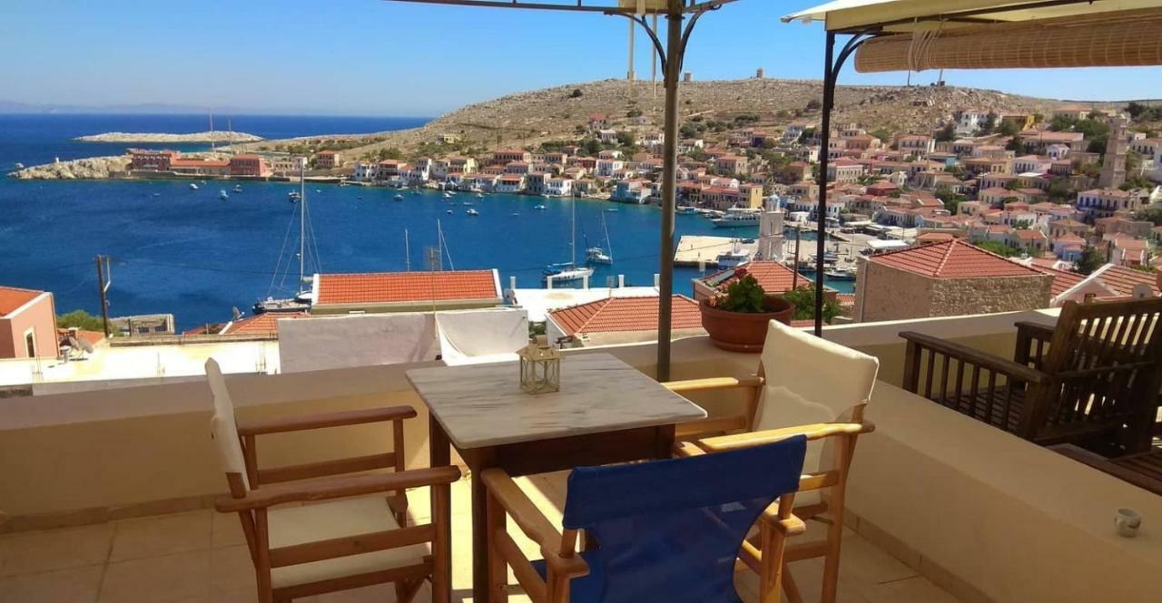 Marina Castellana Studios Chalki Town Exterior foto