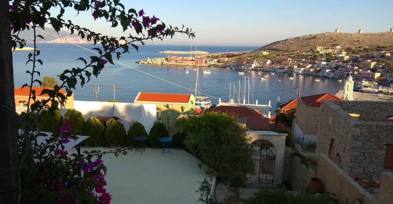 Marina Castellana Studios Chalki Town Exterior foto